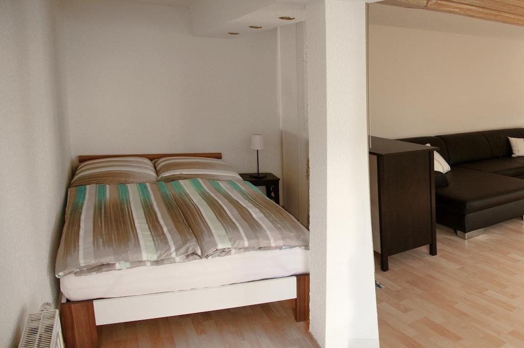 3 Seiten Ferienwohnung Jena Room photo